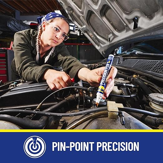 WD-40 Original Formula- Precision Pen On-The-Go, Lubrication with Pin-Point Precision, Controlled Flow. Portable, Easy to Hold, Easy to Store, Ideal for Small and Tights Spaces, 0.3 fl oz [3-Pack]